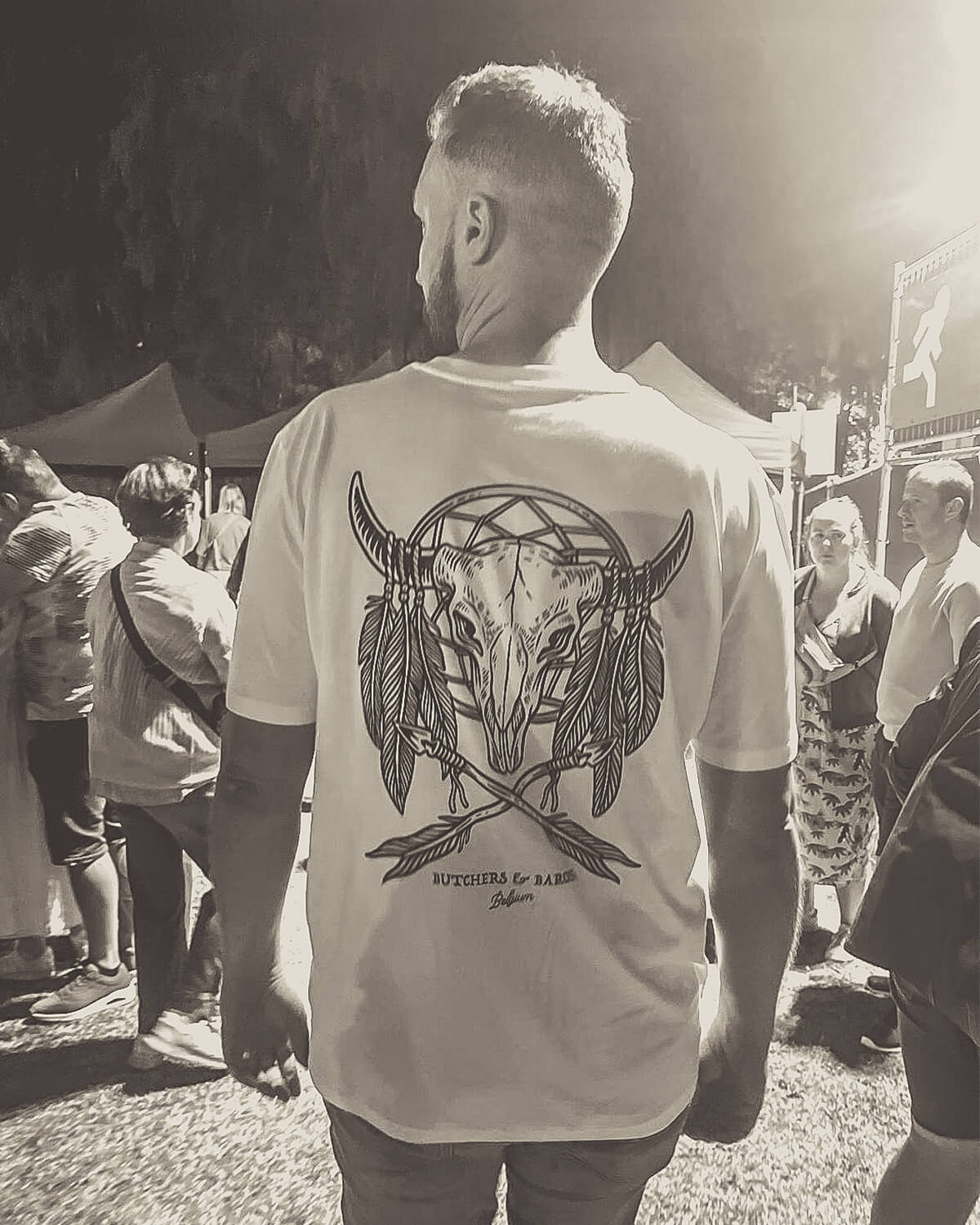 Echo of the Wild - T-shirt - Off - white - Butchers & Barons
