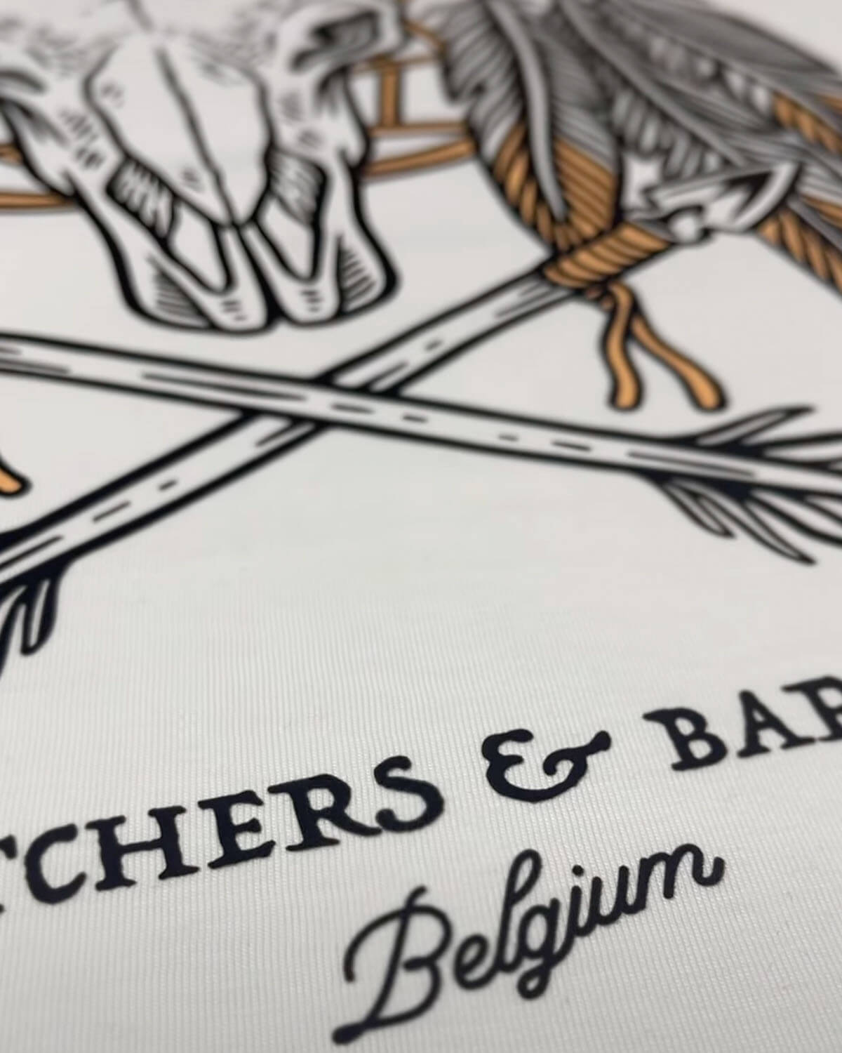 Echo of the Wild - T-shirt - Off - white - Butchers & Barons