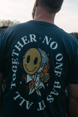 No one has it all together – T-shirt – Petrol - Butchers & Barons