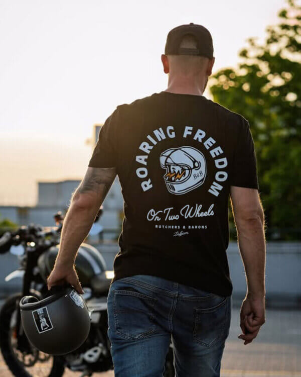 Roaring Freedom - T-shirt - Black